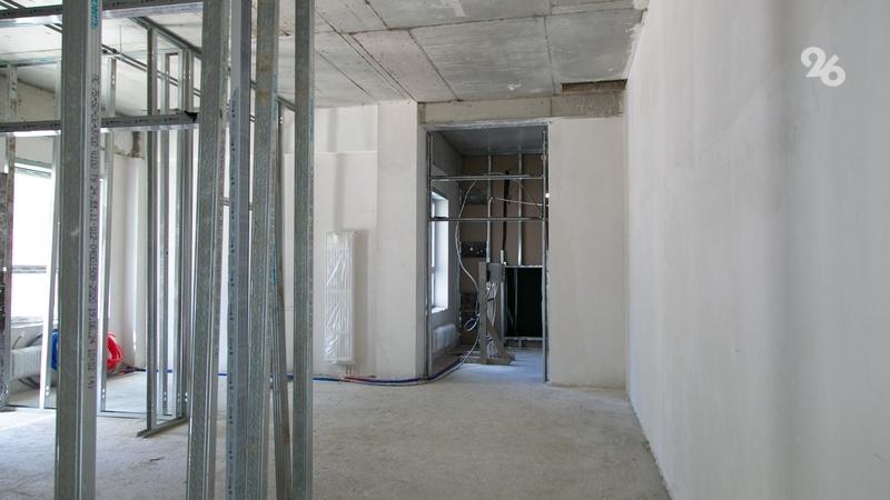 Строители выполнили половину работ в культурном центре в Ставрополе