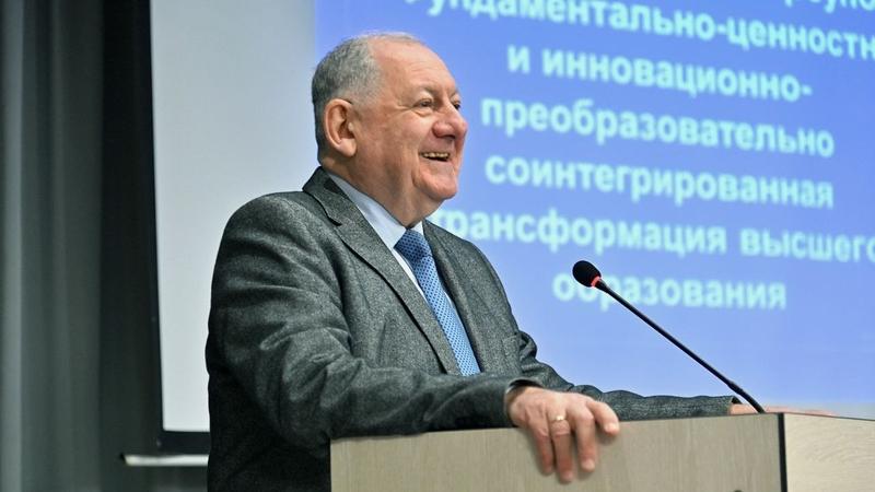 Учёные пятигорского вуза обсудили развитие науки на &laquo;Университетских чтениях&raquo;