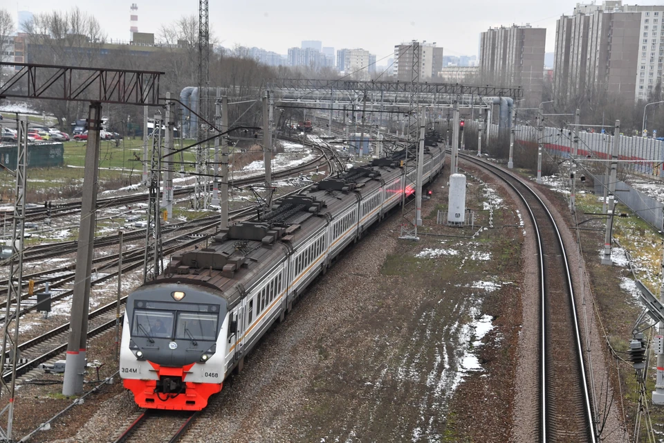 В аварии с поездом в Дагестане пострадал водитель легковушки0
