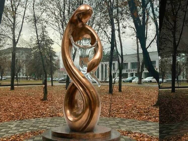 В Черкесске выбрали проект памятника Матери по итогам цифрового народного голосования