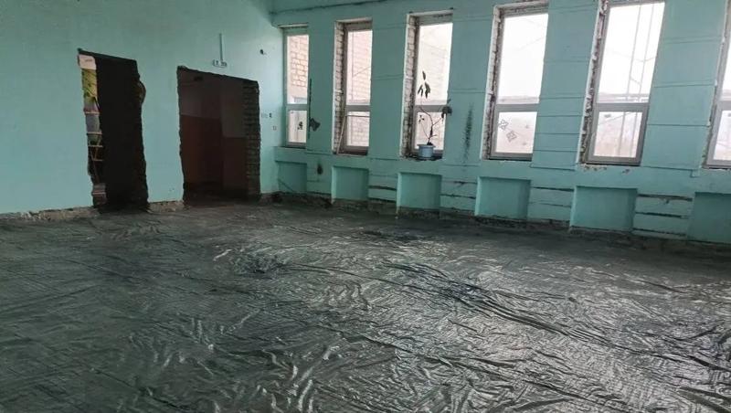 В двух школах Труновского округа завершили демонтажные работы
