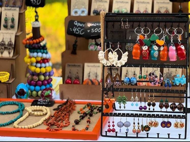 В Кировском округе состоялся первый благотворительный Рождественский фестиваль