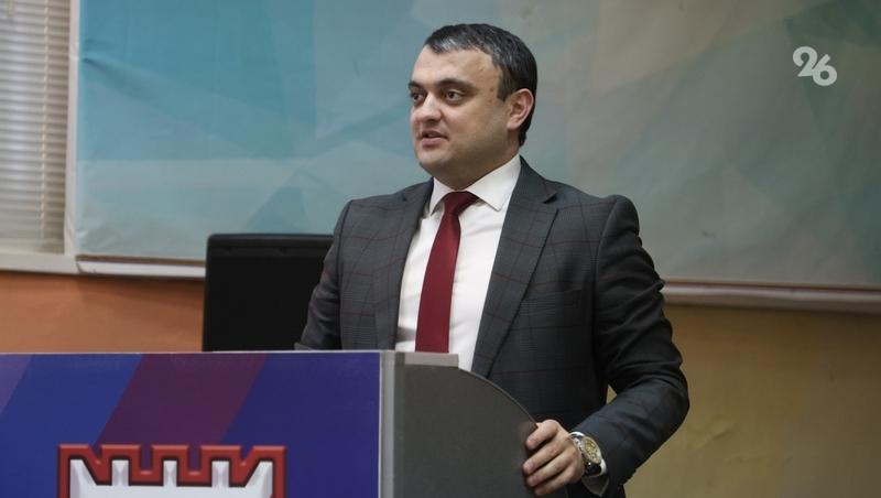 Ветеранам труда Ставрополья вручили благотворительные комплекты