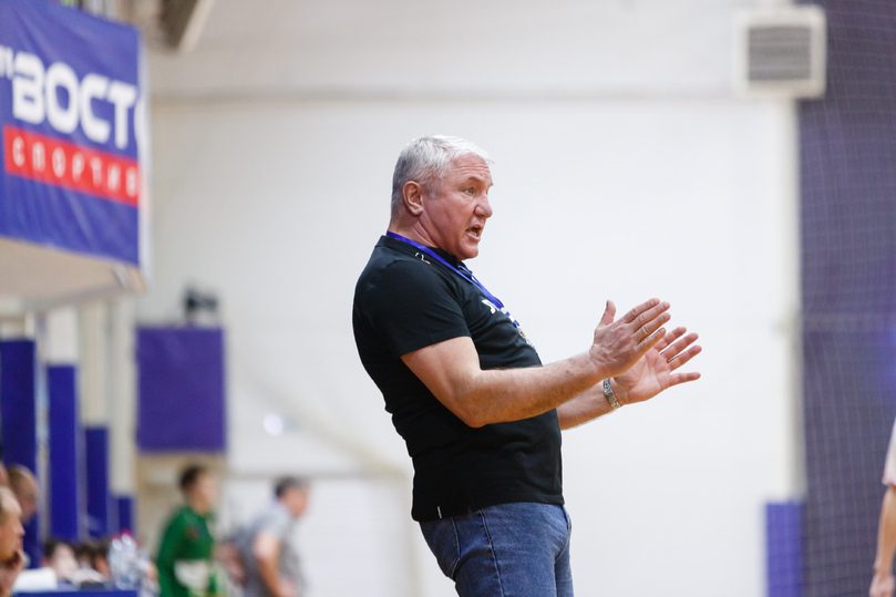 Владислав Калараш: «Все просто: надо обыгрывать конкурентов – и подниматься по турнирным этажам»  Ставрополь (Кавказ)1