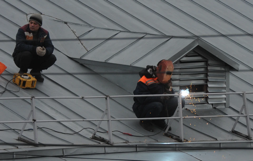 Власти поставили на контроль ремонт крыш МКД на Ставрополье0