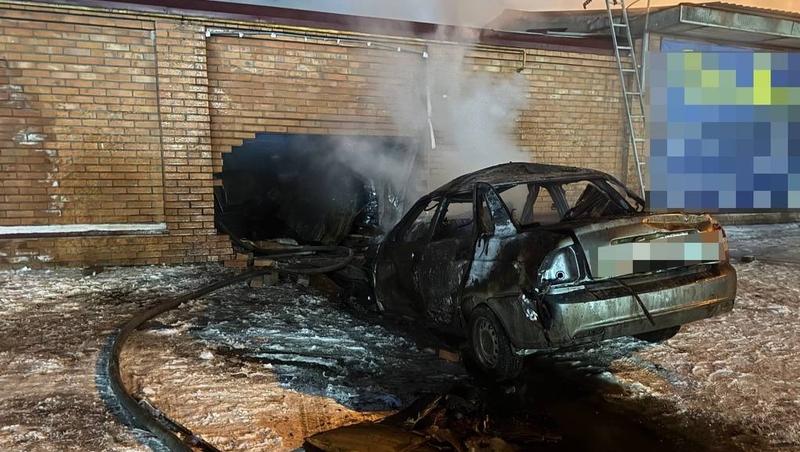 Водитель на «Приоре» снёс кирпичный забор и погиб в Георгиевске