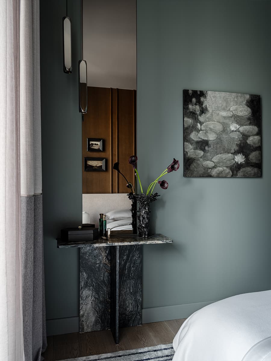 Драматичный интерьер квартиры для уединения — проект Марины Мирасовой