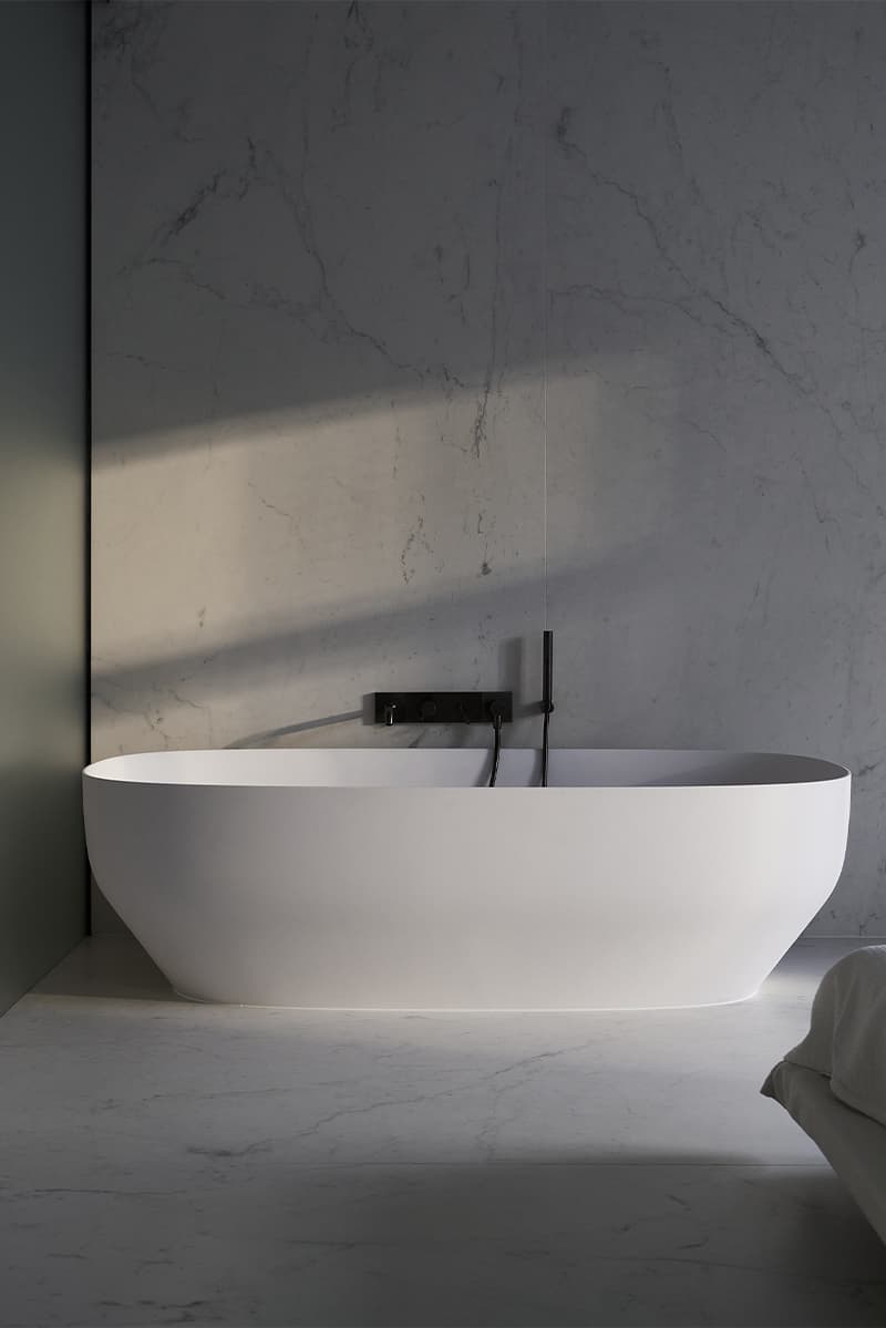 Интерьеры санузлов с отдельно стоящей ванной