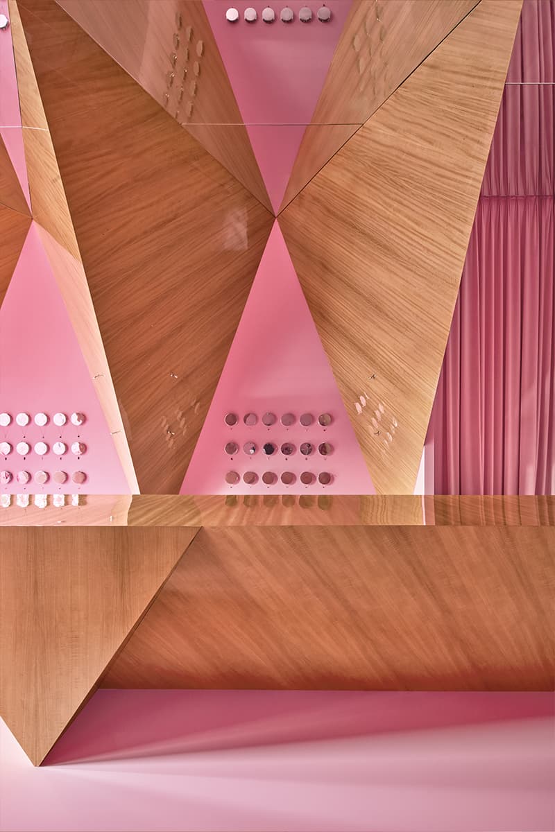 Образы кристаллов в интерьере магазина украшений — проект Елены Локастовой