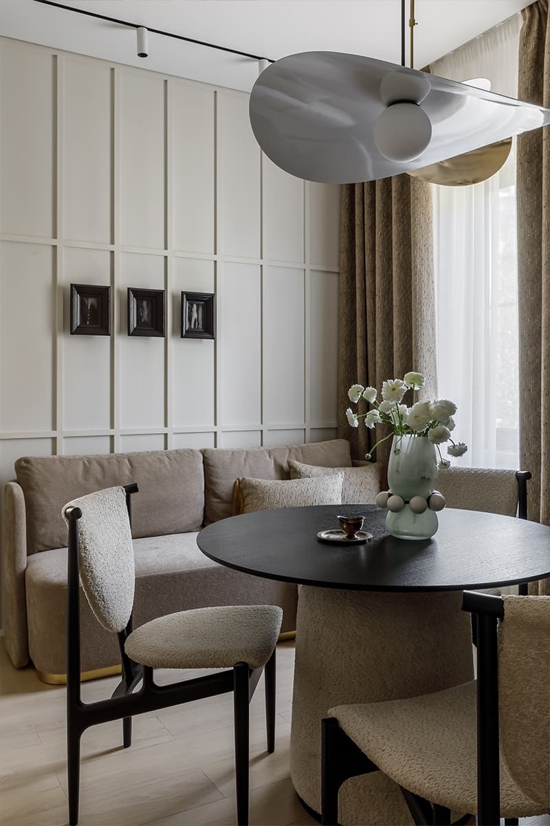 Сдержанный интерьер квартиры с выразительным декором — проект Натальи Чопенко