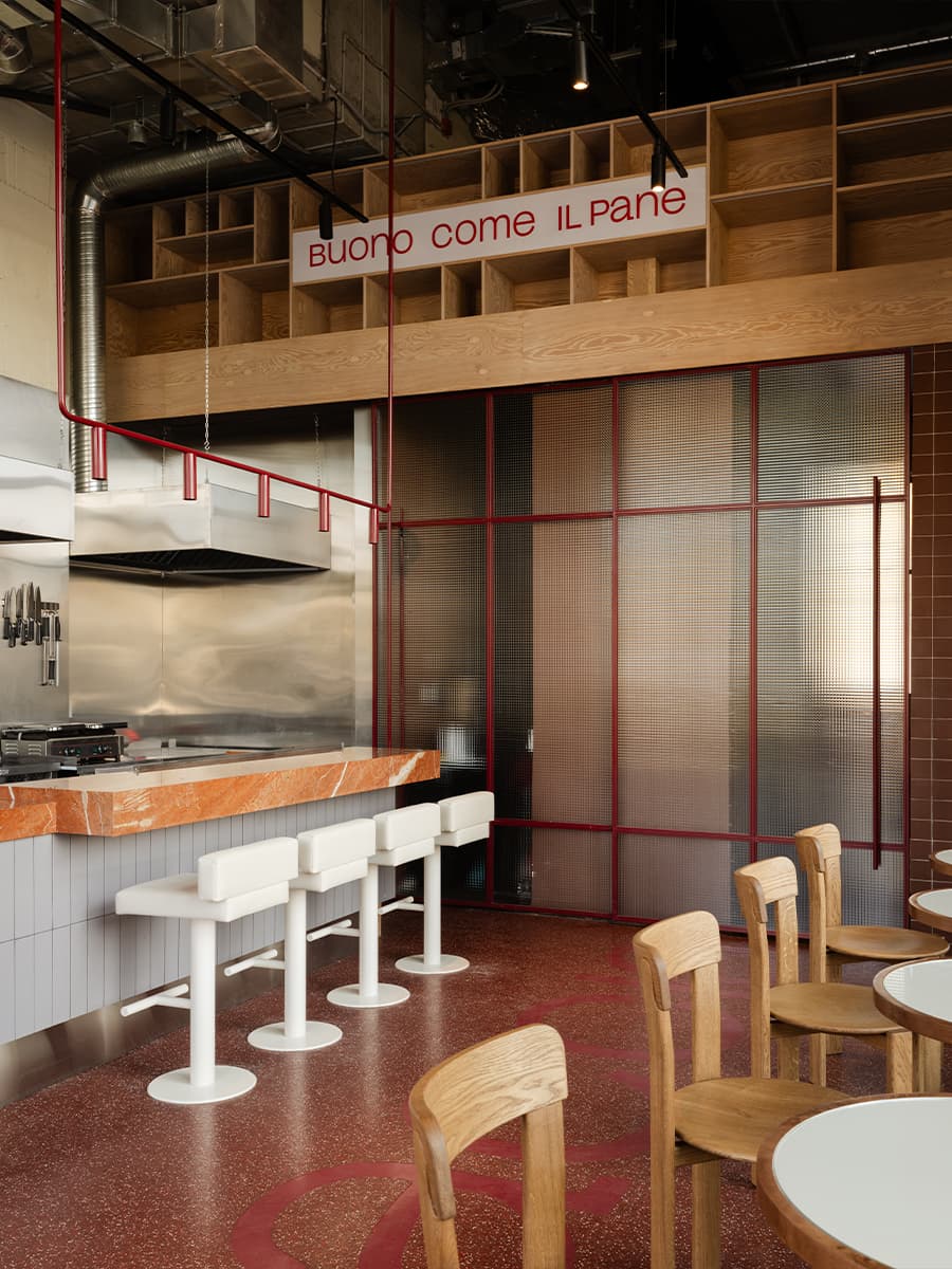 Выразительный интерьер фокаччерии с итальянским характером — проект nesnov.studio