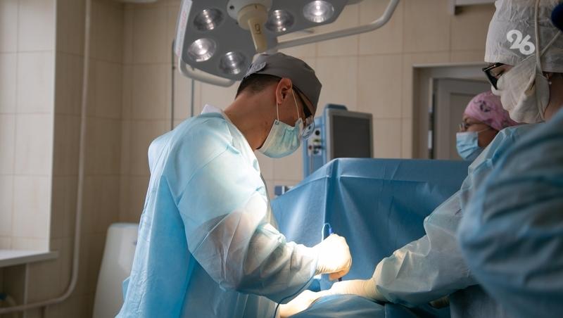 Астраханские врачи вводят под кожу роженицам стерильную воду для обезболивания