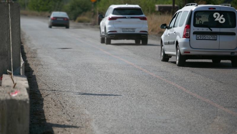 Дорогу к домам бойцов СВО отремонтируют в Горячеводском по поручению губернатора