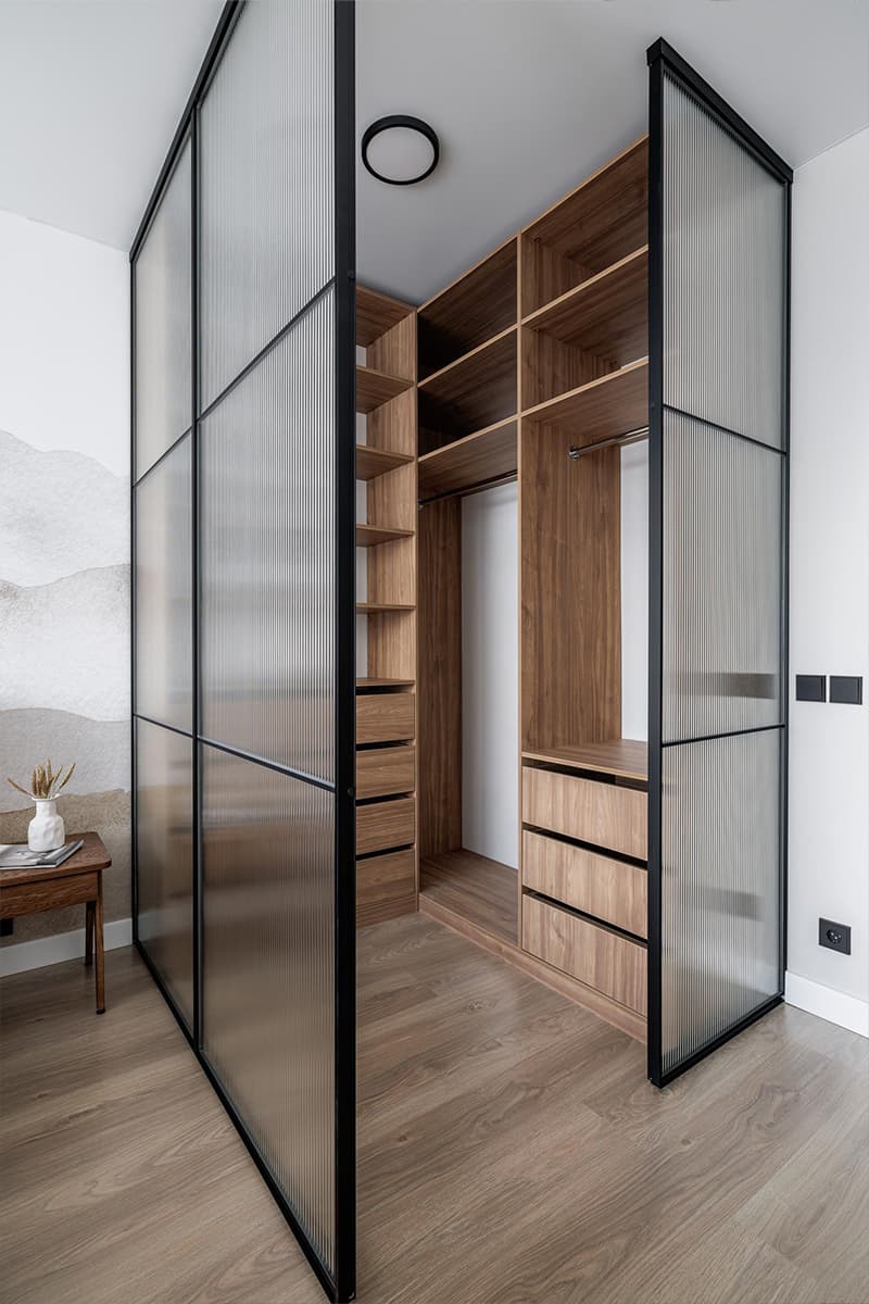 Сдержанный интерьер квартиры для молодой пары — проект Елизаветы Краснопёровой