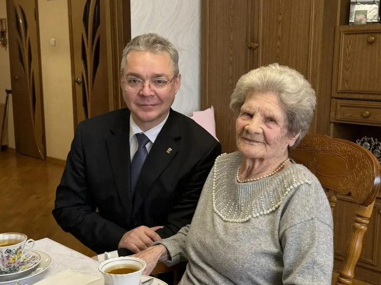 Губернатор Ставрополья навестил 100-летнюю жительницу края, ветерана Великой Отечественной войны