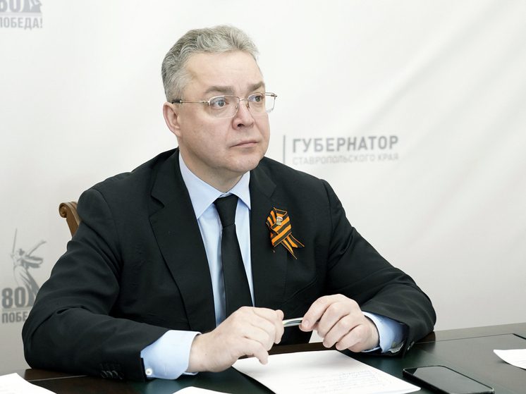 Губернатор Владимиров поздравил ставропольцев с Днем защитника Отечества