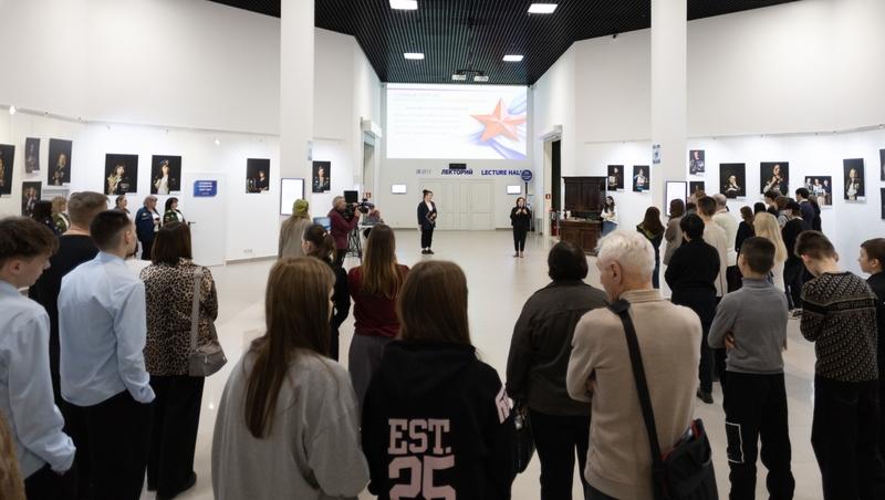 Художник &mdash; ветеран СВО из Самары проведёт выставки и мастер-классы на Ставрополье