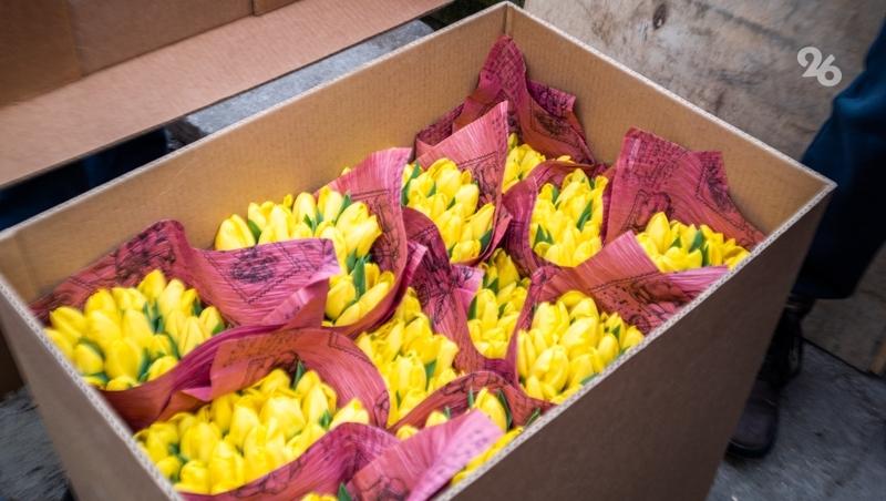 Каждый второй опрошенный ставрополец до 35 лет подарит цветы любимой 14 февраля