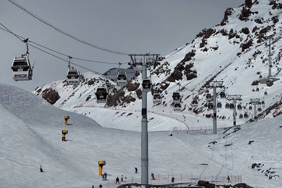 Курорт «Эльбрус» закрыли из-за высокой лавинной опасности0