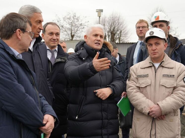 Муслим Хучиев посетил социальные и мемориальные объекты в Беслане