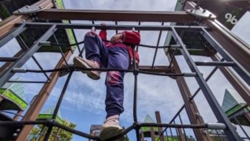 На севере Ставрополя отремонтируют детскую площадку