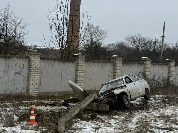На Ставрополье 22-летняя нетрезвая водитель без прав устроила ДТП и пострадала