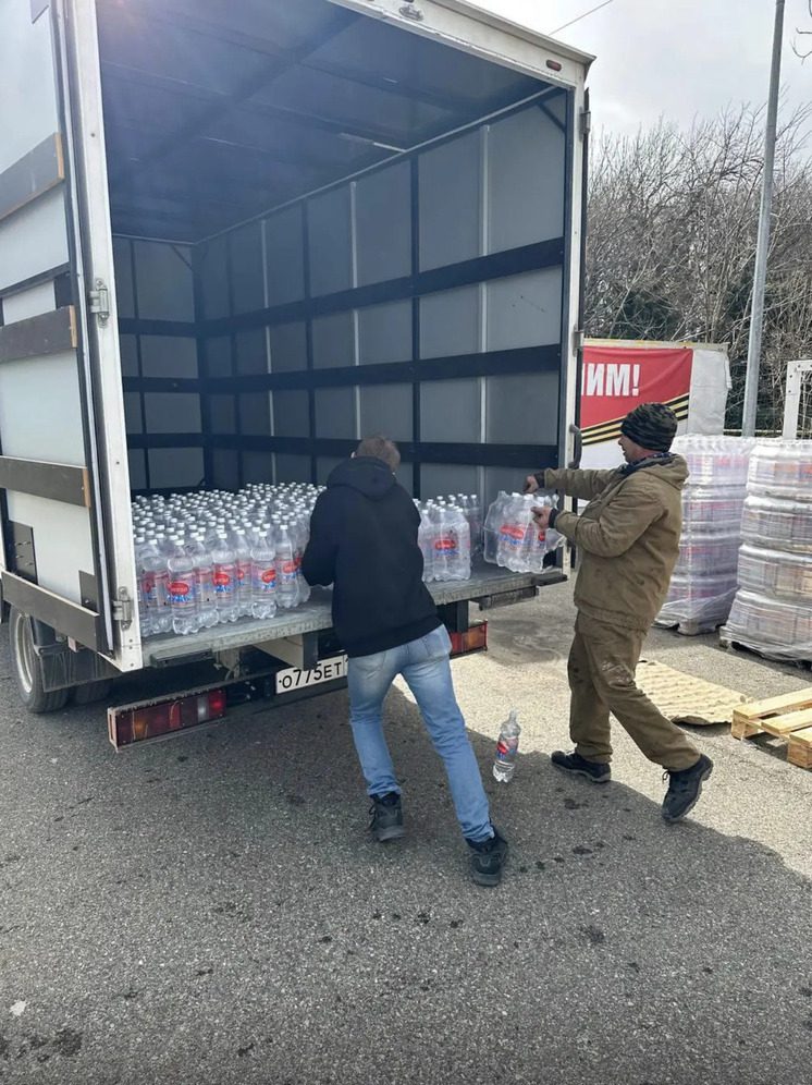 Организации Железноводска сплотились, чтобы помочь жителям округа, лишившимся водоснабжения из-за аварии