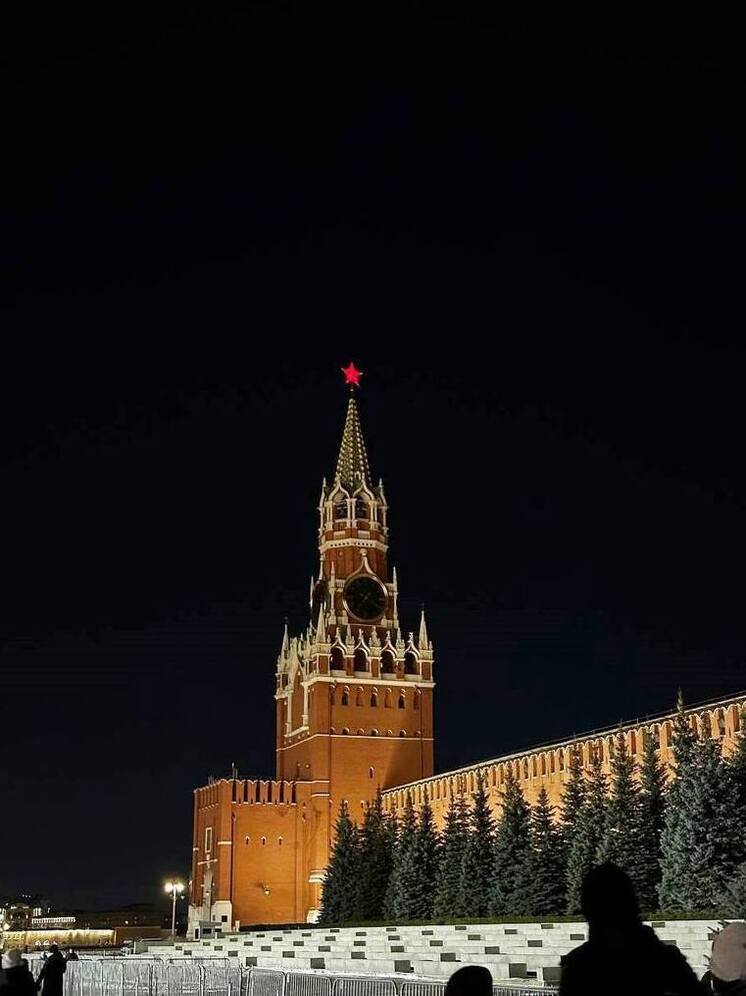 Рамзан Кадыров встретился в Москве с Антоном Вайно и Сулейманом Керимовым