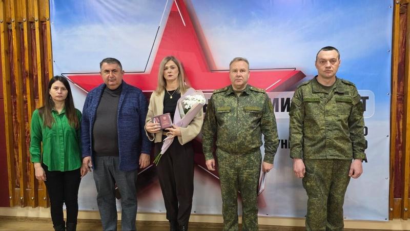 Семи семьям Предгорного округа передали посмертные награды бойцов