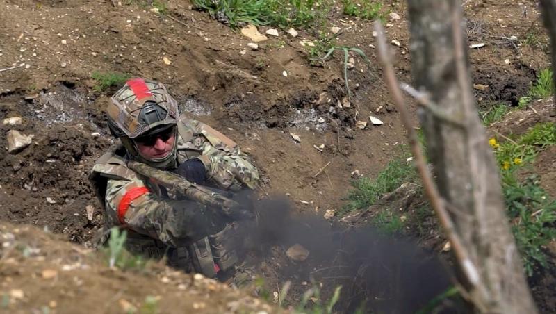 В горячую точку &mdash; с холодной головой: ветеран СВО обучает новобранцев на Ставрополье тактике ведения боя