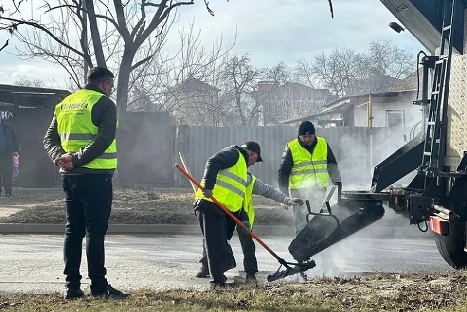 В Кисловодске для ремонта дорог применяют инновационный литой асфальт0