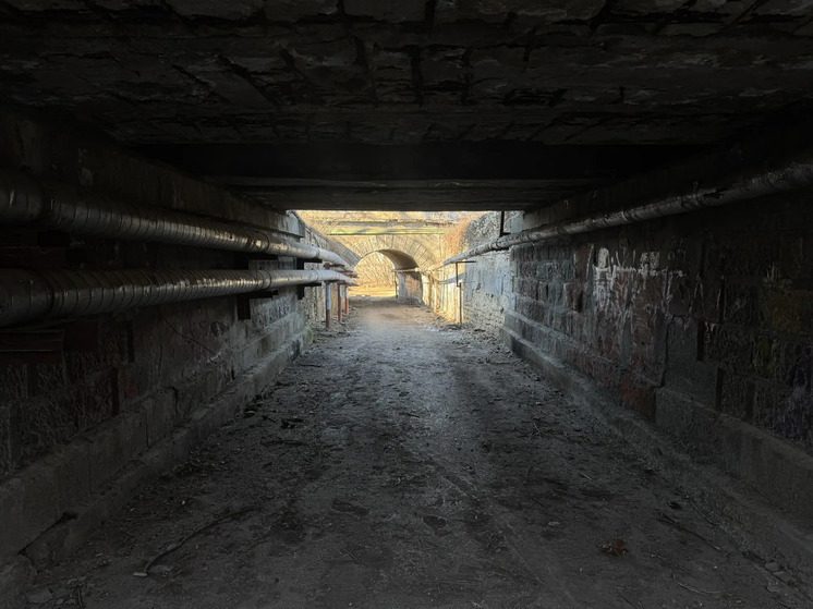 В Кисловодске начали ремонт заброшенного железнодорожного перехода