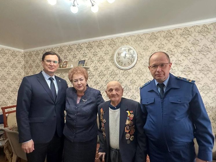  В Кисловодске поздравили трёх ветеранов Великой Отечественной войны с наступающим 23 февраля