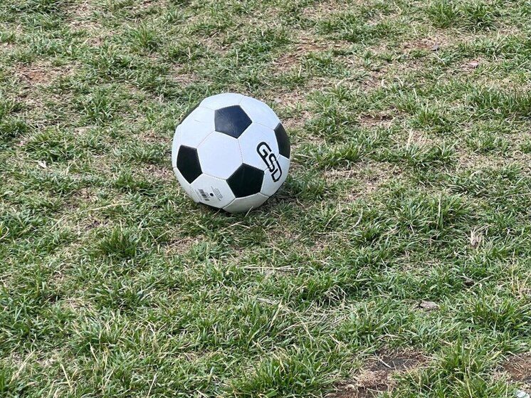 В Нальчике обновят футбольное поле детского стадиона