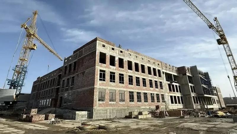 В новой школе на улице Голуба в Ставрополе прокладывают инженерные сети