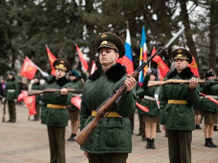 В Пятигорске прошел традиционный плац-парад Поста №1