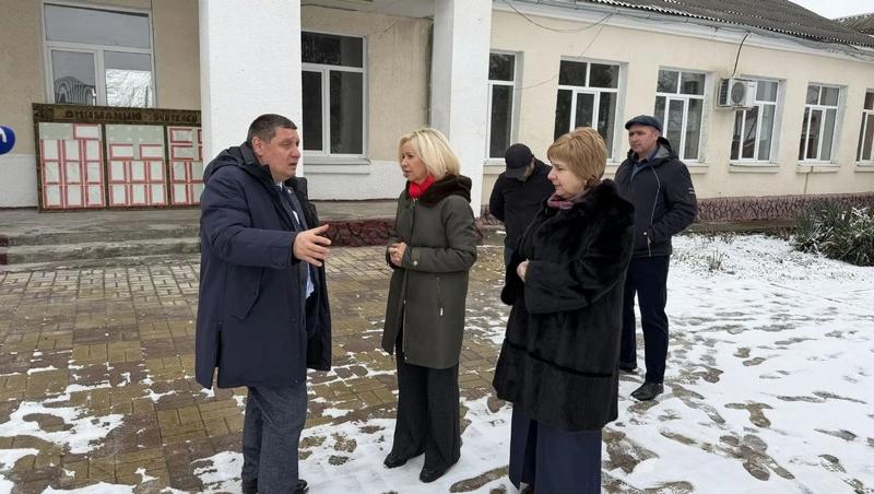 В станице Суворовской по народной программе обновили три учреждения для детей