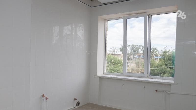 Вдове бойца СВО из Ипатовского округа вручили жилищный сертификат