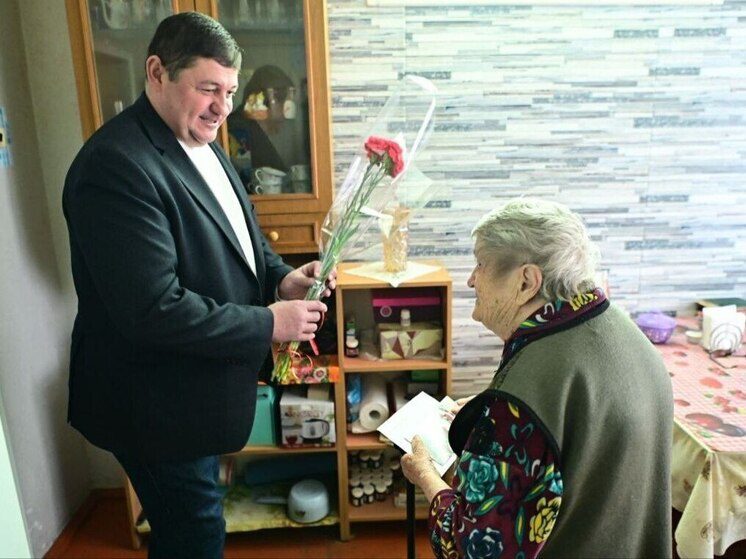 Жительница Буденновского округа, ребенок войны Мария Митина, отметила 91-й день рождения