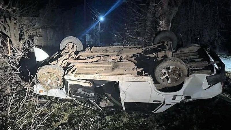 Бесправник на «семёрке» спровоцировал ДТП с пострадавшей в Арзгире