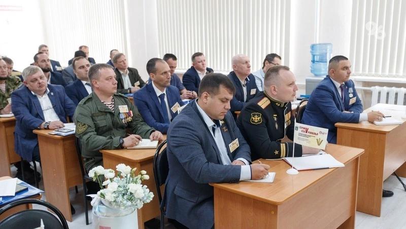 Более 300 бойцов СВО и их семей получили помощь в трудоустройстве на Ставрополье
