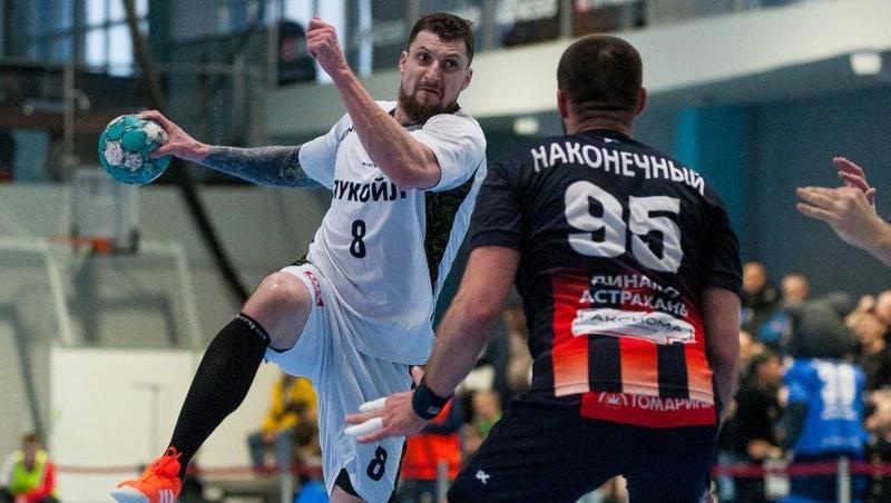 Гандболисты ставропольского &laquo;Виктора&raquo; отпраздновали победу в Астрахани