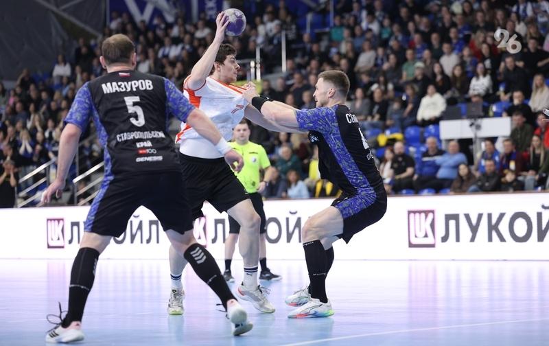 Гандболисты &laquo;Виктора&raquo; в Ставрополе одолели московских &laquo;академиков&raquo;