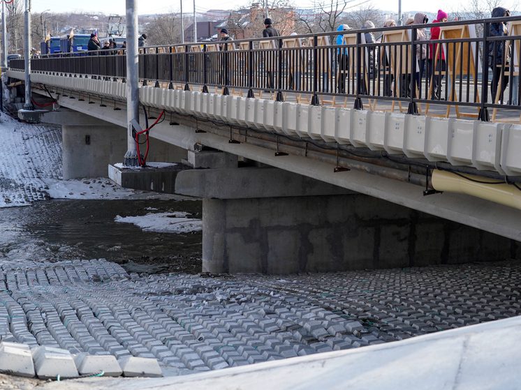 Глава Пятигорска опроверг слухи об аварийном состоянии нового моста через Подкумок