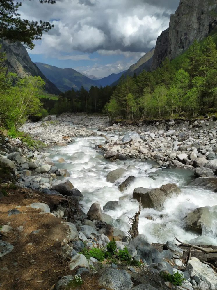 Новую экотропу к водопаду «Три сестры» откроют в Осетии в 2026 году