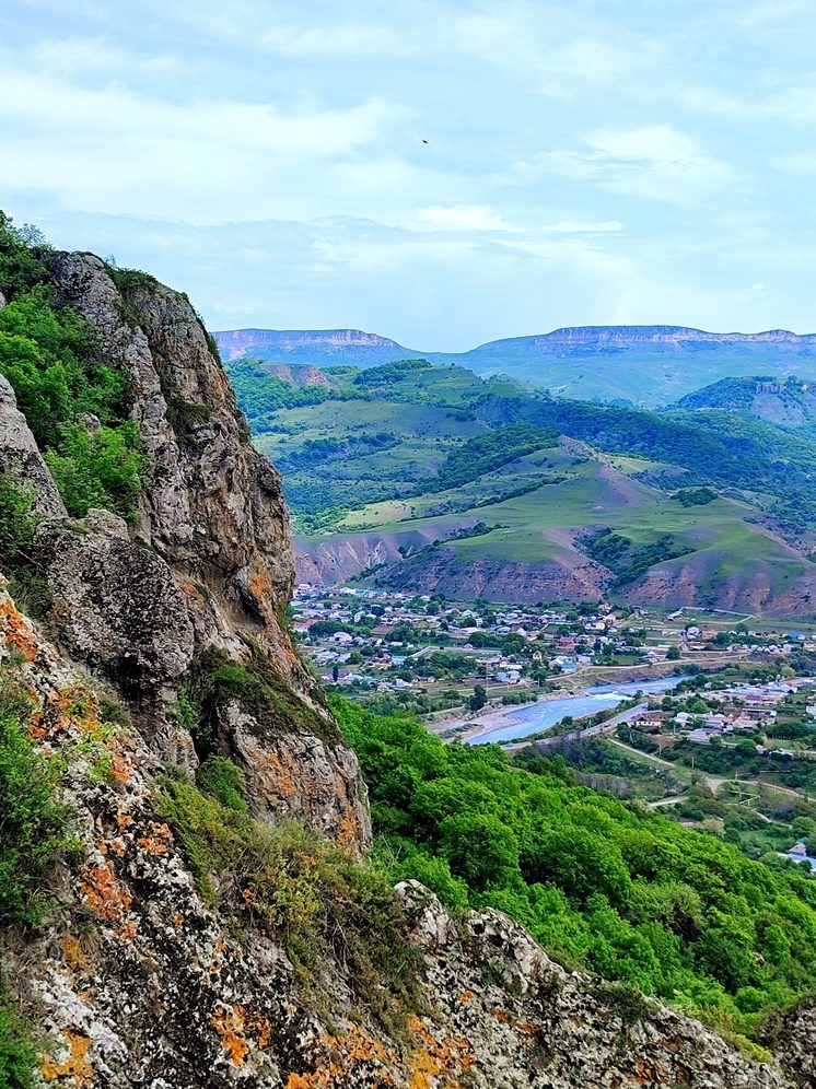 При поддержке фонда «Защитники Отечества» в КЧР стартовал туристический проект для ветеранов СВО