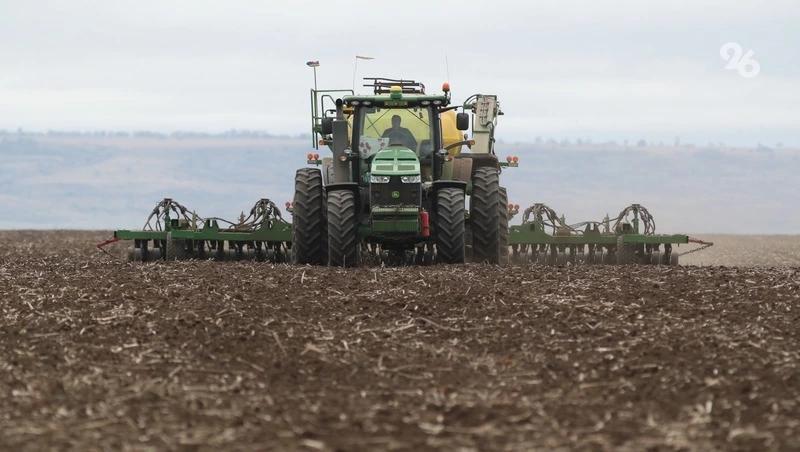 Сев яровых культур начался в 13 округах Ставрополья