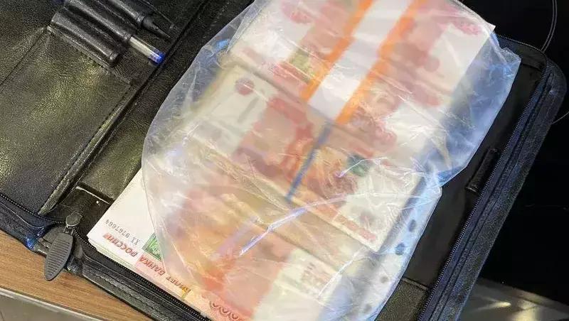 Трёх судей обвиняют во взяточничестве через посредников на Ставрополье