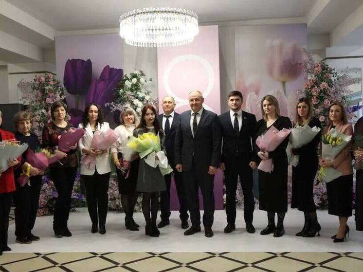 В Черкесске встретились с матерями и жёнами участников СВО накануне 8 Марта