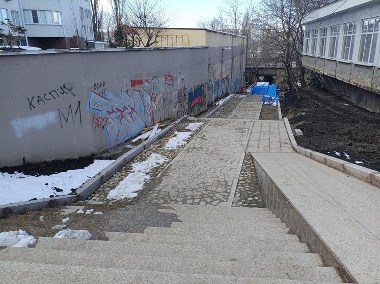 В Кисловодске завершается реконструкция пешеходного перехода под железной дорогой